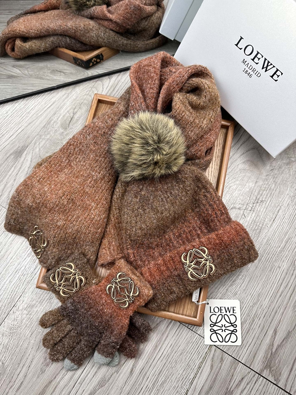 ブランドマフラー正面デザイン